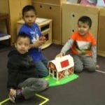 The Right Word: Conversation and Print During Pretend Play